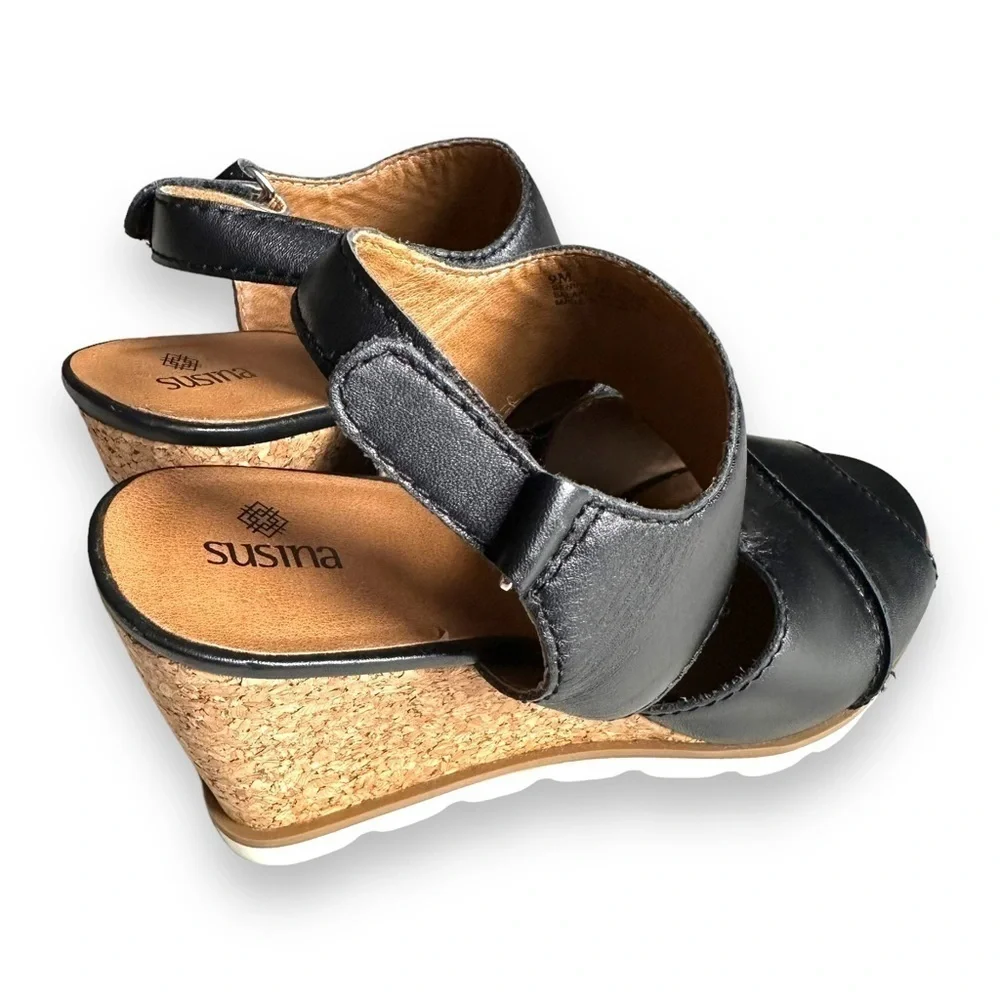 Susina women’s peep